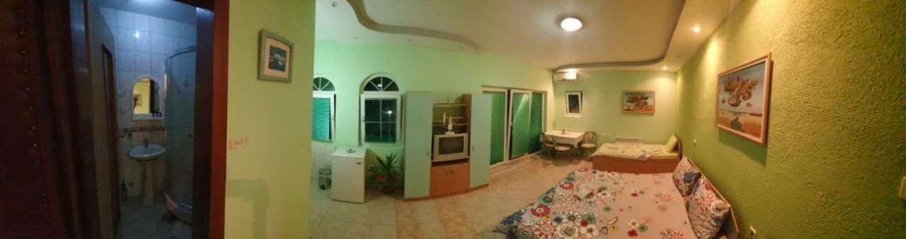 Apartment Anastas *